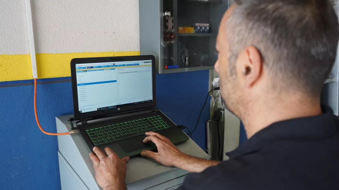 Ersatzteile Bestellen 